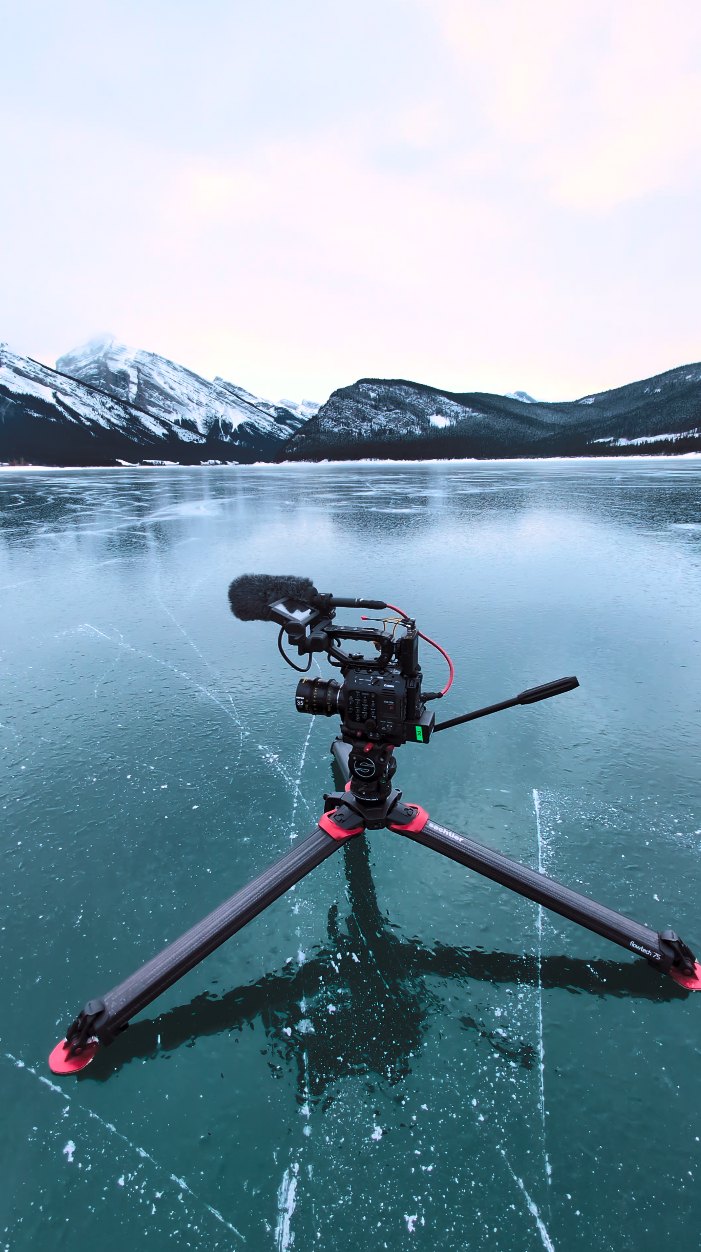Canon C500 MKII on Sachtler Flowtech 75 on frozen turquoise lake — Wild Ice